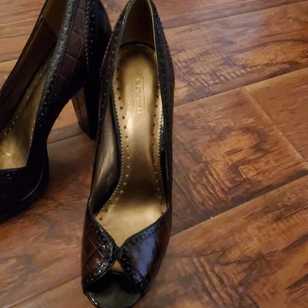 Coach Heels - Picture 2 of 5